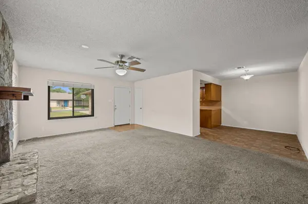 101 Norwood DR #B, Georgetown, TX 78628