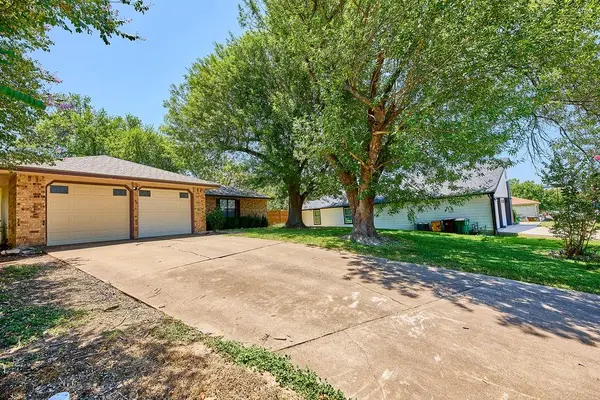 1105 Stratford CV, Round Rock, TX 78664