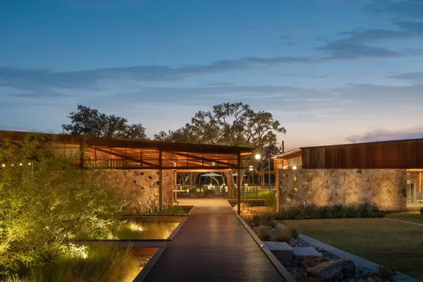 408 River Overlook RD, Georgetown, TX 78628