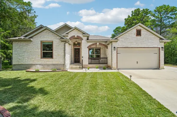 284 Moku Manu DR, Bastrop, TX 78602