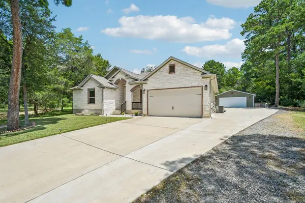 284 Moku Manu DR, Bastrop, TX 78602