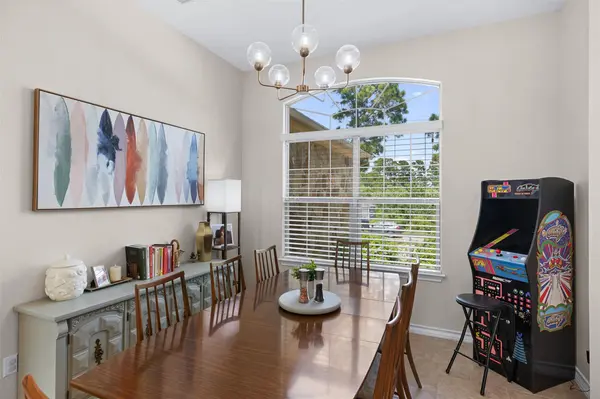 220 Tahitian DR, Bastrop, TX 78602