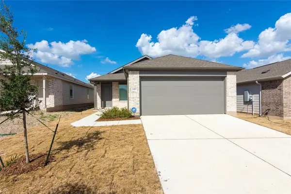 149 Starpacker LN, Jarrell, TX 76537