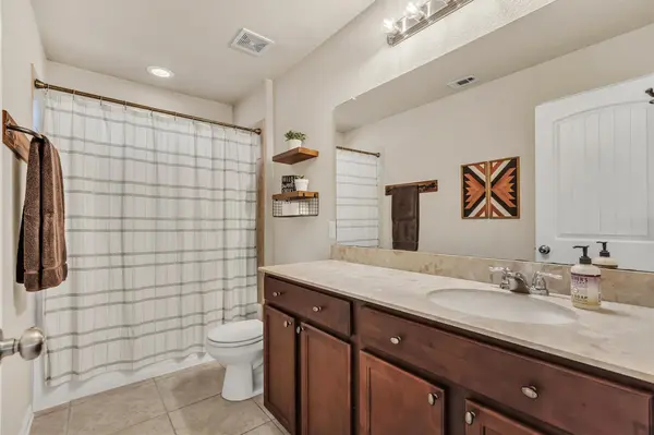 701 Sweet Gum, Kyle, TX 78640