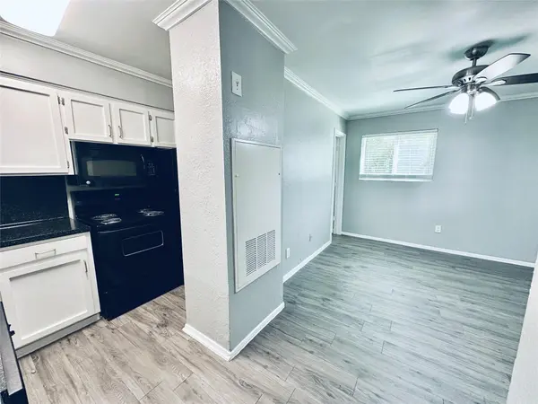 3702 S Second ST #118, Austin, TX 78704