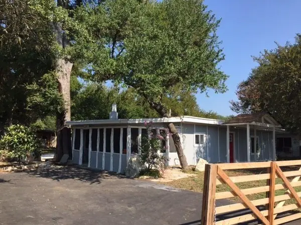 6304 Hudson Bend RD, Austin, TX 78734