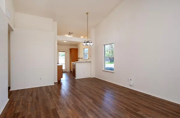 109 Prairie Springs CV, Georgetown, TX 78626