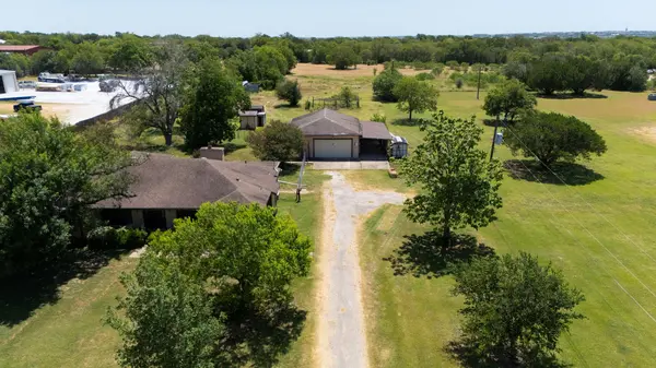 12409 Lowden LN, Manchaca, TX 78652