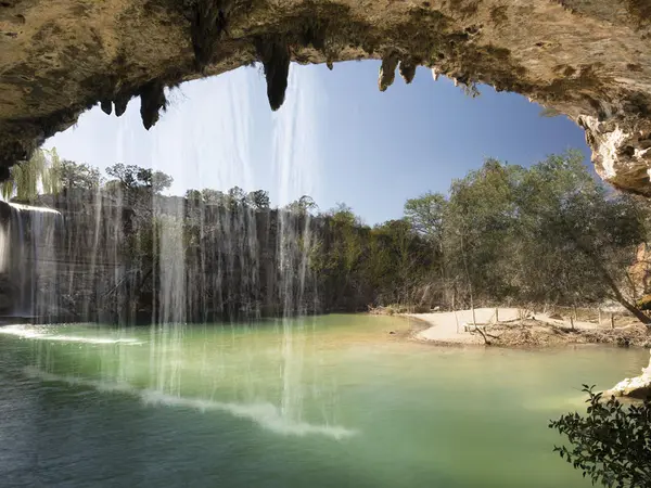 249 Sue Peaks LOOP, Dripping Springs, TX 78620