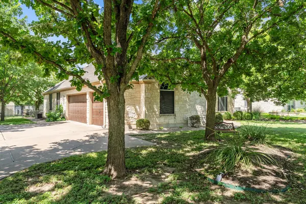 186 Brushy Creek TRL, Hutto, TX 78634
