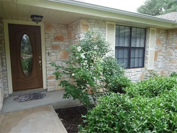 9903 Grand Oak DR, Austin, TX 78750