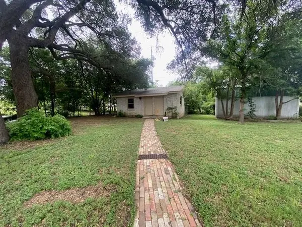 605 E Kerr ST E, Burnet, TX 78611