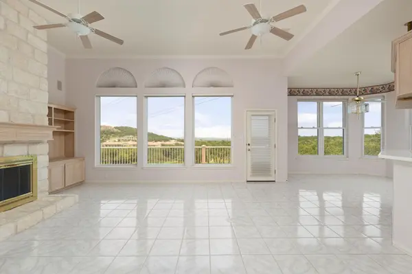 214 Golf Crest LN, Lakeway, TX 78734