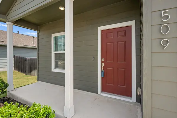 509 Gabriels Bluff DR, Georgetown, TX 78626