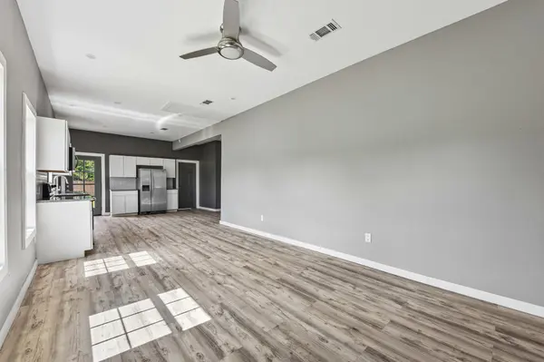 507 W 1st ST, Flatonia, TX 78941