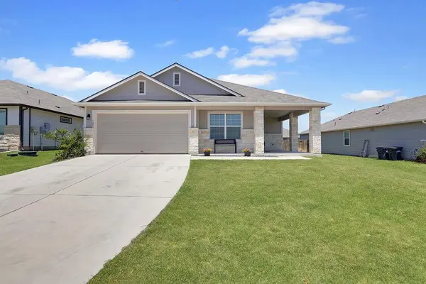 121 Bunting LN, Bertram, TX 78605