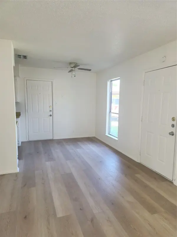 905 Fieldwood DR #B, Austin, TX 78758