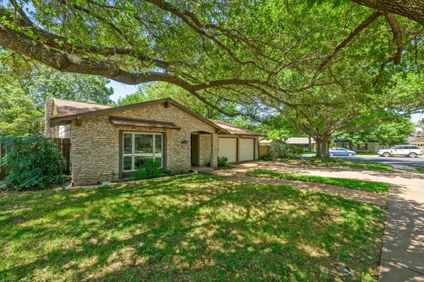 3111 Stanwood DR, Austin, TX 78757