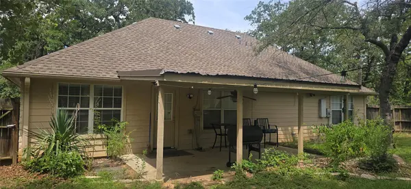 702 Ortega ST, Rockdale, TX 76567