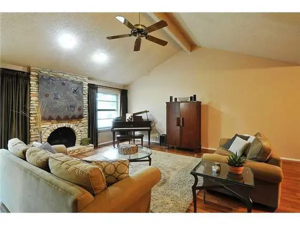11421 Pyreneese DR, Austin, TX 78759