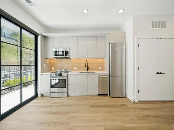 4315 S Congress Ave #220, Austin, TX 78745