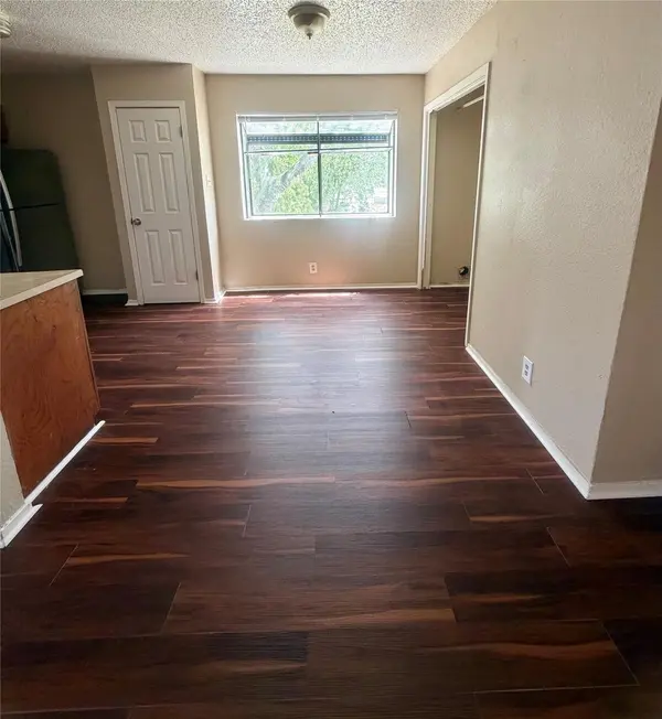 2201 Leah CV #C, Austin, TX 78748