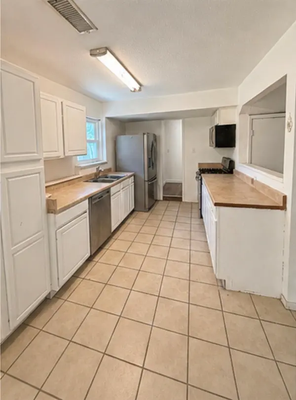 839 Neans DR, Austin, TX 78758