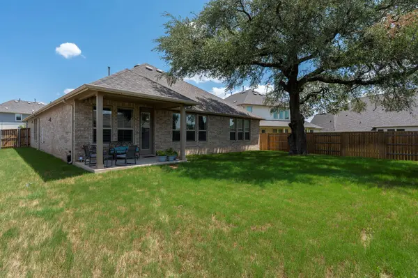 805 Cold River RUN, Kyle, TX 78640