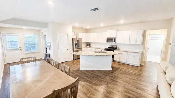 905 Rolling River CV, Cibolo, TX 78108
