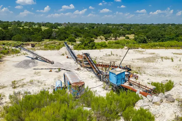 908 Bodo LN, Fredericksburg, TX 78624
