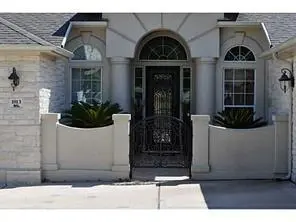 1813 Val Verde, Austin, TX 78732