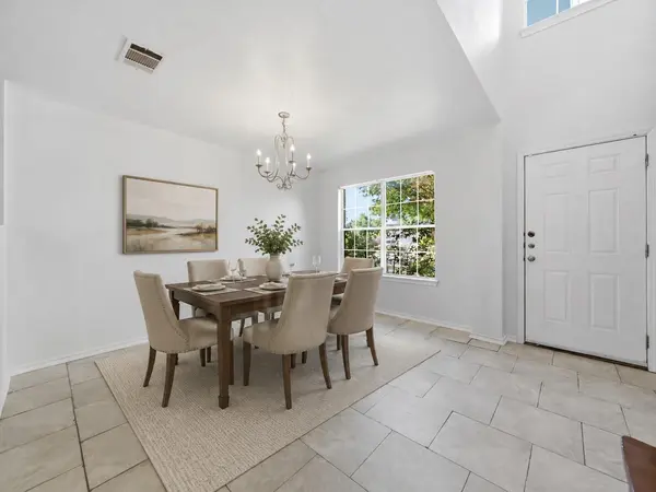 814 Indian Meadow DR, Georgetown, TX 78626