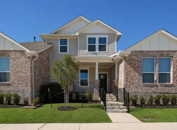 488 Orleanian DR #B, Buda, TX 78610