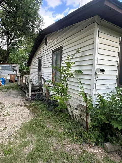1127 Mark ST #D, Austin, TX 78721