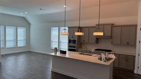 352 Olympic Park DR, Kyle, TX 78640