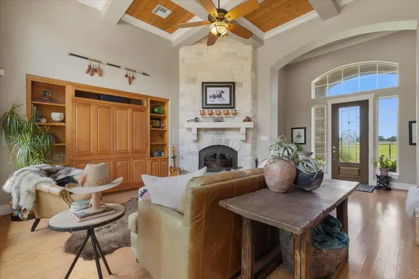 4140 County Road 467, Elgin, TX 78621