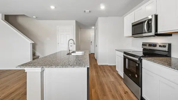 1002 Firewheel DR, Killeen, TX 76543