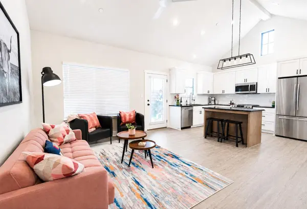 930 S Eagle ST #202, Fredericksburg, TX 78624