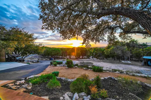 1564 Crossbow DR, Canyon Lake, TX 78133