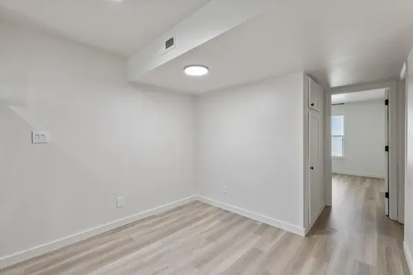 3819 Southway Dr #219, Austin, TX 78704