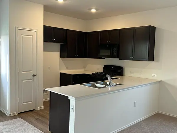 333 Amber GLN, Maxwell, TX 78666