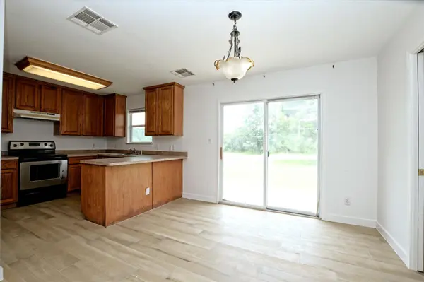 716 Honeysuckle DR, Leander, TX 78641