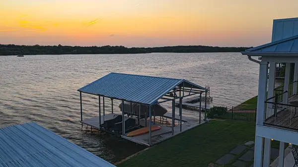 718 County Road 136B, Kingsland, TX 78639
