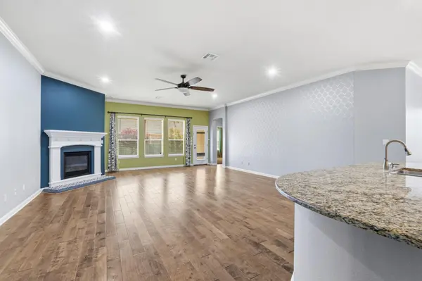 2508 Hilltop Divide LN, Leander, TX 78641