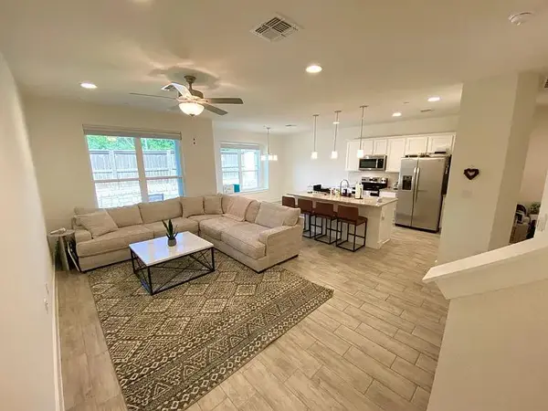 11312 Gadsen LN, Austin, TX 78754