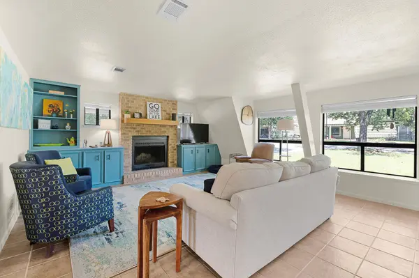 226 Big Oaks DR, Kingsland, TX 78639