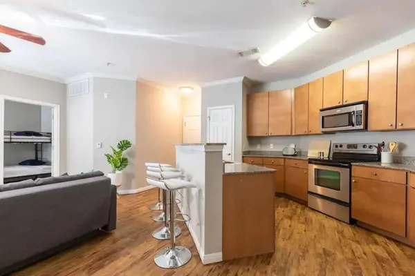 2502 Leon ST #209, Austin, TX 78705