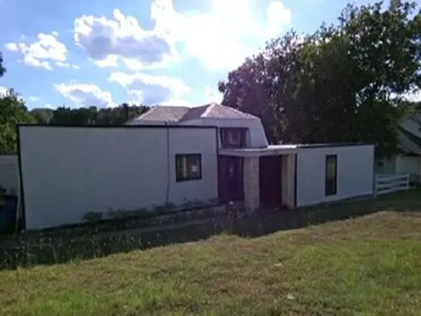 20707 Greenpark DR, Lago Vista, TX 78645