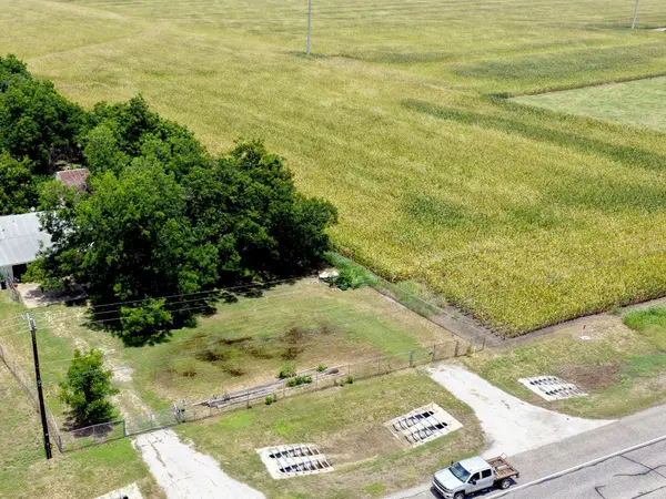 22555 State Highway 79 HWY, Taylor, TX 76574