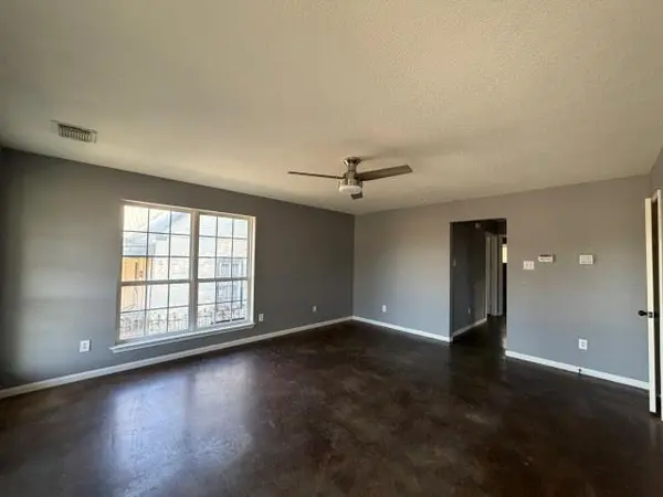207 S Creek ST, Fredericksburg, TX 78624